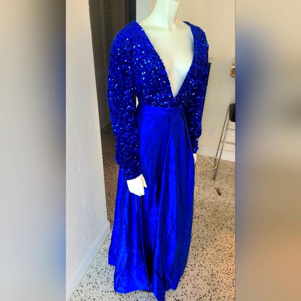 UNBRANDED - Sapphire Blue Sequin Gown